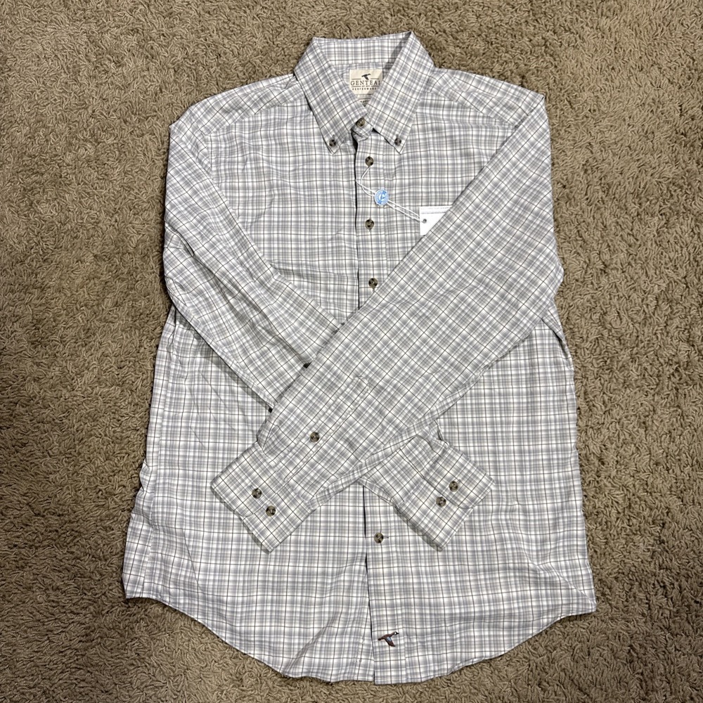New Genteal Shirt Mens Size Medium Button Down Performance Stretch Soft Preppy‎